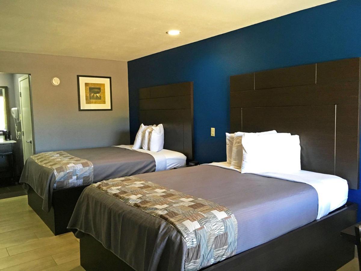Americas Best Value Inn Denham Springs Exterior foto