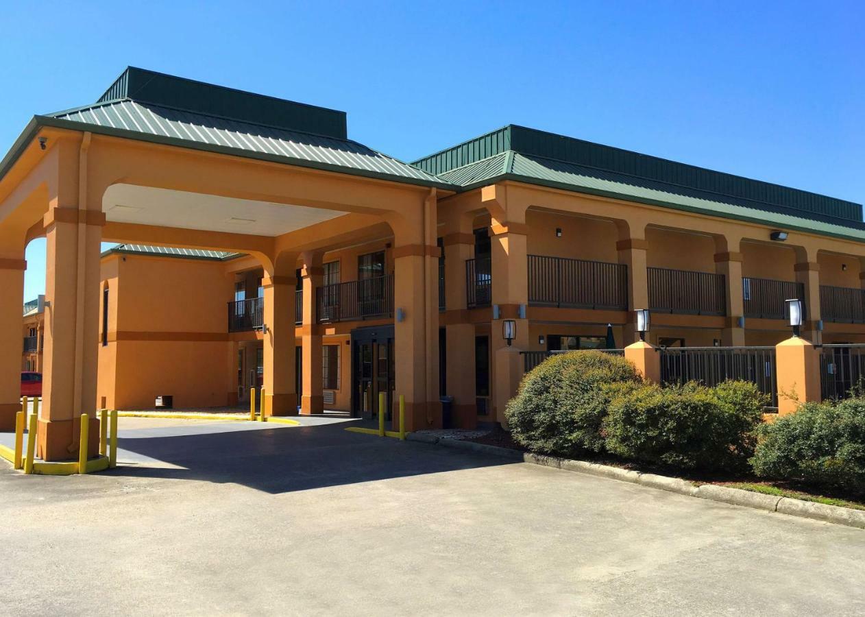 Americas Best Value Inn Denham Springs Exterior foto